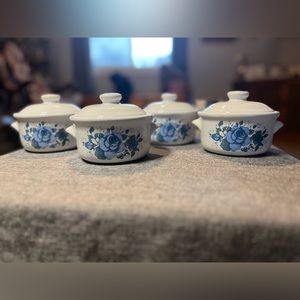 Blue Velvet Collections by Corning (4 Soup Bowls w/Lids) Jay Import Co